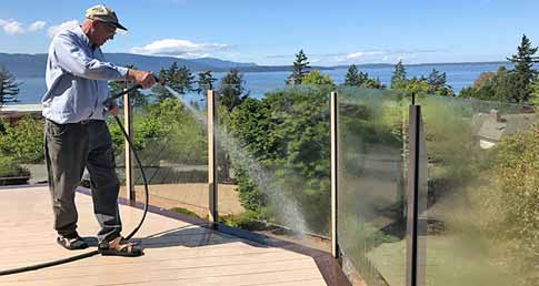 clean exterior glass railings